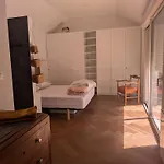 펜션 Maison Au Bord D'un Ruisseau Pontigné