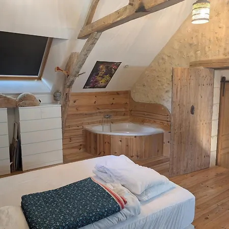 Maison Au Bord D'un Ruisseau Ferienhaus Pontigné